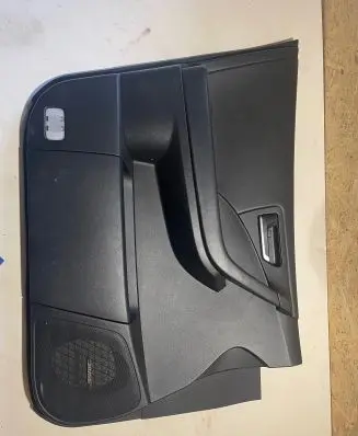 Nissan Murano Z50 Front door card panel trim