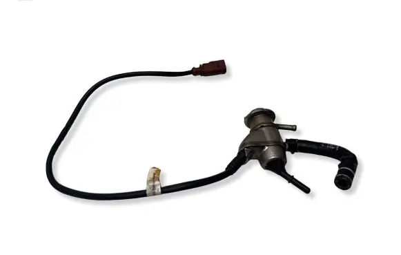 Audi A6 S6 C7 4G AdBlue injector 4H0131113E