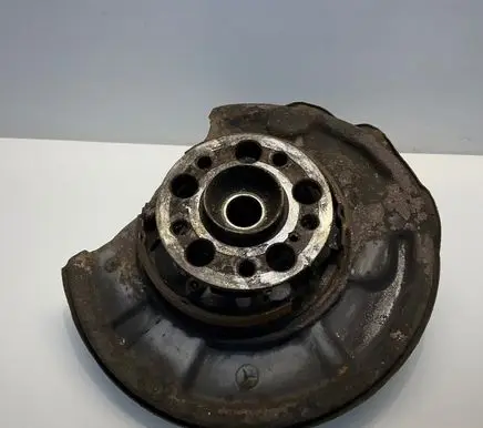 Mercedes-Benz E W211 Rear wheel hub A2113508408 2113508408