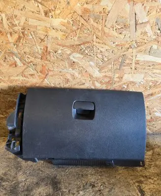 Renault Trafic III (X82) Glove box 681084578R 93868005 681084723R