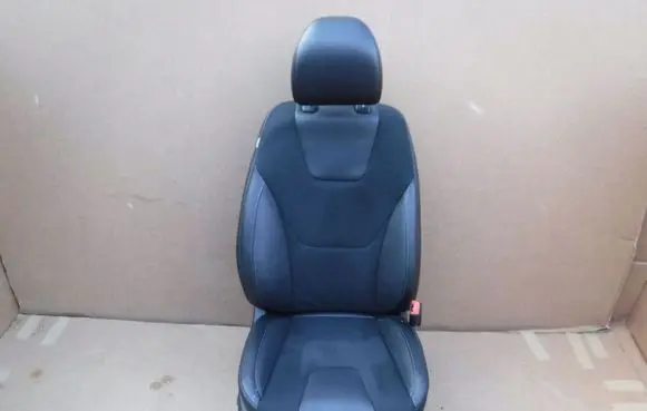Ford Edge II Front passenger seat 