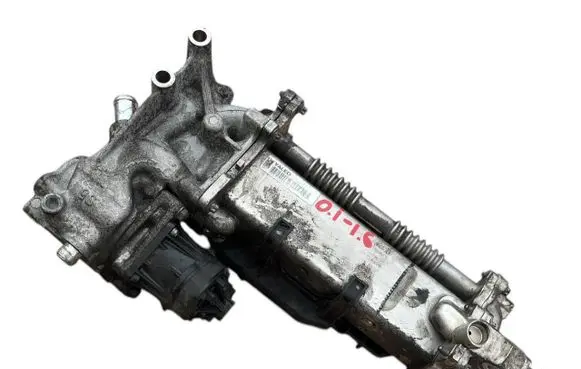 Opel Insignia A EGR valve cooler v29007672 C29235210