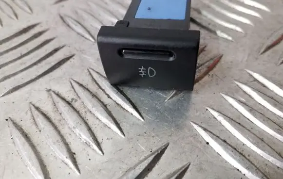 Fog light switch