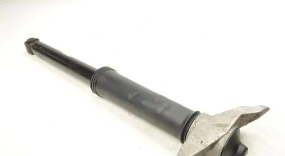 Volvo XC40 Rear shock absorber/damper 32221534