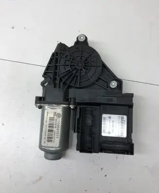 Volkswagen Touran I Front door window regulator motor 5K0959793 1T0959701T