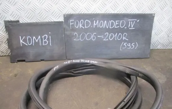 Ford Mondeo MK IV Rubber seal loading door 