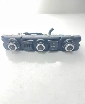 BMW 5 E60 E61 Climate control unit 9161611