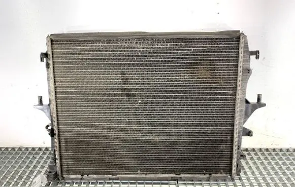Audi Q7 4L Coolant radiator