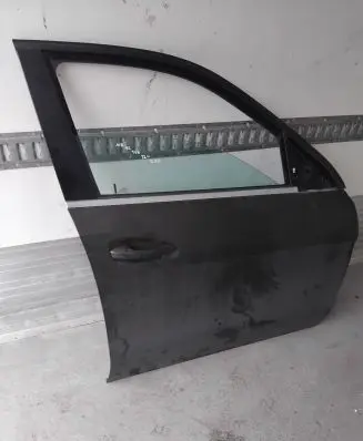 Mercedes-Benz ML W166 Front door