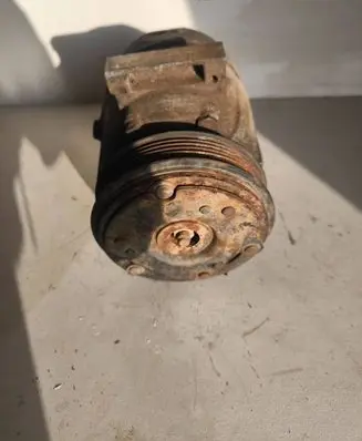 Renault Scenic I Air conditioning (A/C) compressor (pump)