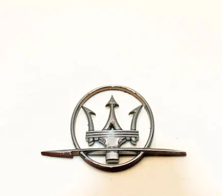 Maserati Ghibli Manufacturer badge logo/emblem 670005448