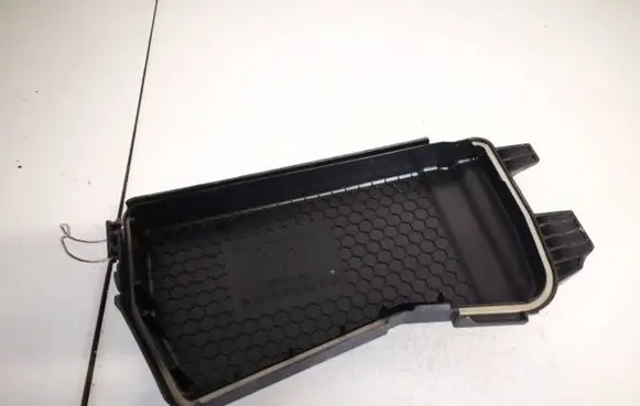 Mercedes-Benz E W212 Fuse box cover a2125400082