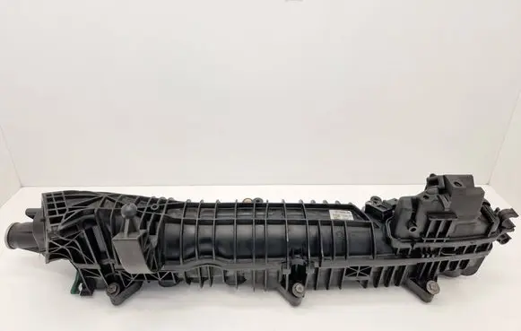 BMW X3 F25 Intake manifold 7811909 2734 1104090101