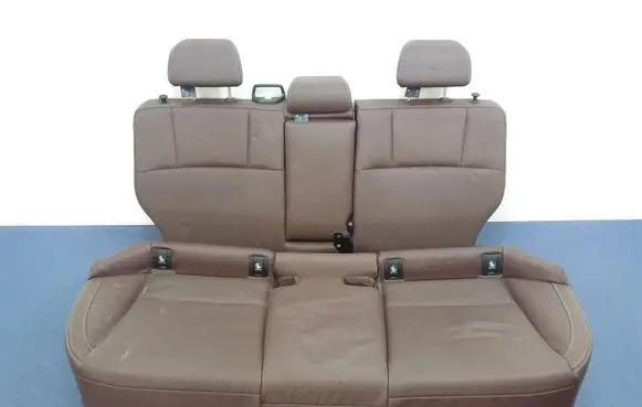 Subaru Forester SJ Second row seats 