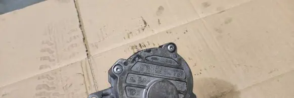 Mercedes-Benz E W212 Vacuum pump A6422300165