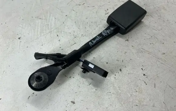 Buick Encore I Front seatbelt buckle 42733349 19299880 42733347
