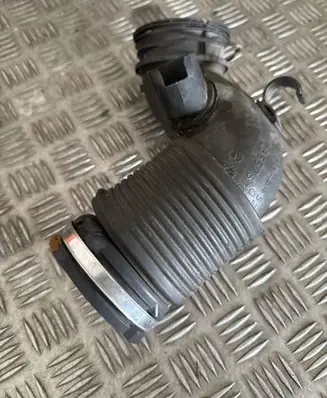 Toyota Avensis T270 Air intake hose/pipe 3465452 1371 235576