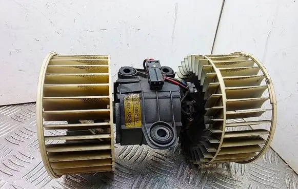 BMW 5 E39 Heater fan/blower 8385558 64118385558