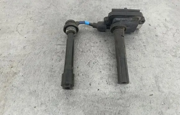 Suzuki Swift I High voltage ignition coil 