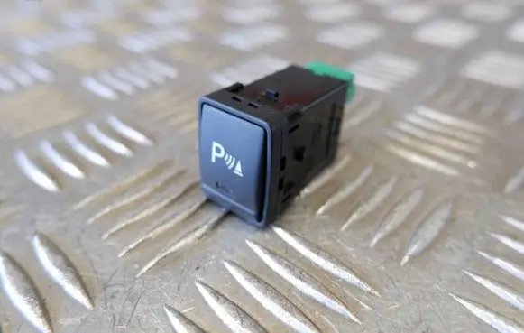 Nissan Qashqai Parking (PDC) sensor switch 
