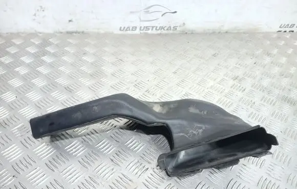 Audi A3 S3 8L Air intake duct part 8L0129602