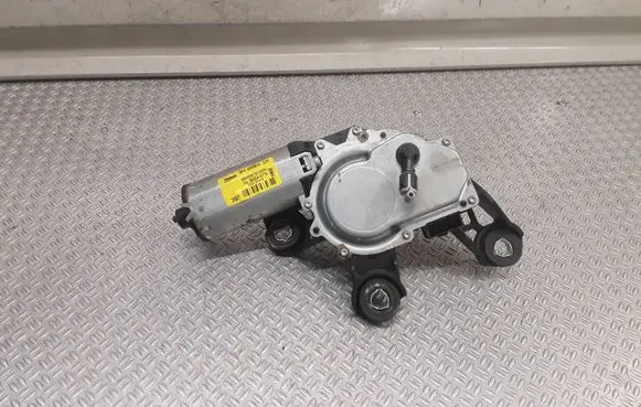 Volkswagen Golf IV Rear window wiper motor 404425B
