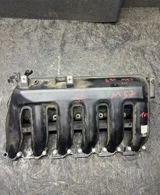 BMW 5 E60 E61 Intake manifold 7790700