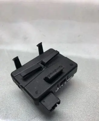 Opel Astra K Door central lock control unit/module 13523281