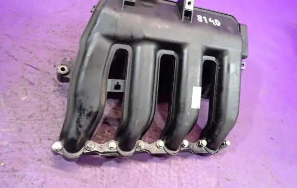 BMW X3 E83 Intake manifold 7787318