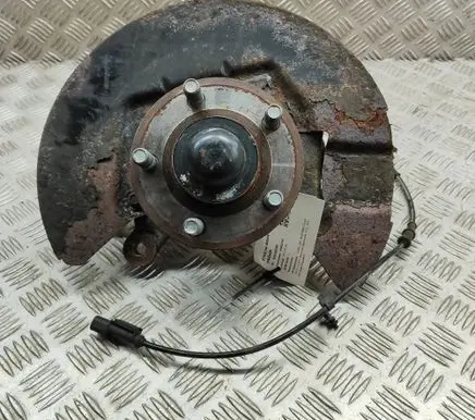 Ford Mustang VI Front wheel hub FR3C8107A