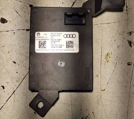 Audi A6 S6 C6 4F Keyless (KESSY) go control unit/module 4F0907335 4F0910335 033540101