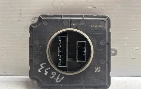 Volvo XC90 Headlight ballast module Xenon 31427787