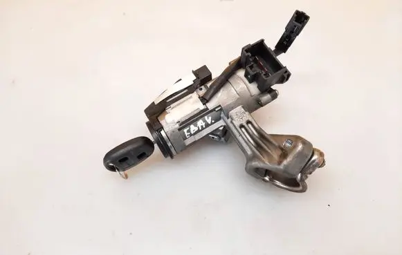 Toyota Corolla E120 E130 Ignition lock 45020024