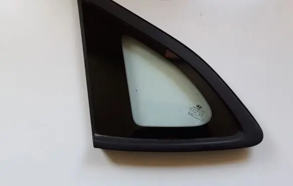 Hyundai Tucson TL Rear side window 43R00107