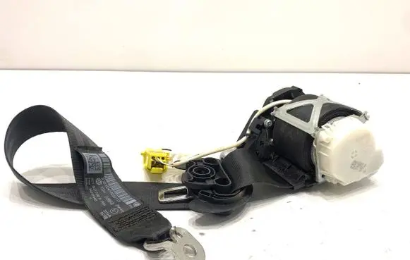 Volkswagen PASSAT B7 Front seatbelt 34032207B