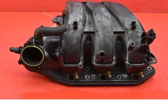 Skoda Fabia Mk3 (NJ) Intake manifold 04C133201AA