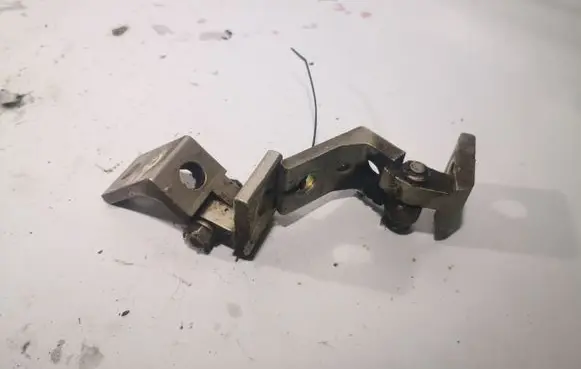 Skoda Octavia Mk2 (1Z) Front door hinge set 6Y0831411C 6Y0833401B