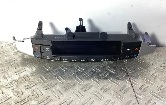 Lexus CT 200H Climate control unit 5590076060