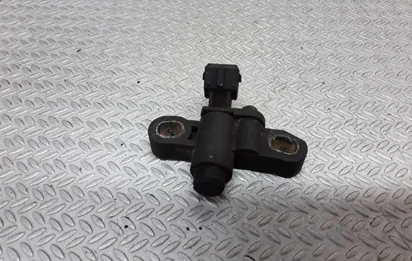 Ford Mondeo Mk III Crankshaft position sensor XS7Q6023AC