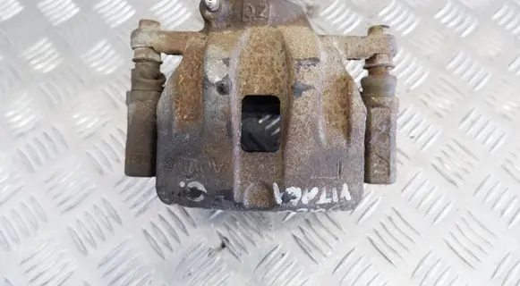 Suzuki Grand Vitara II Front brake caliper
