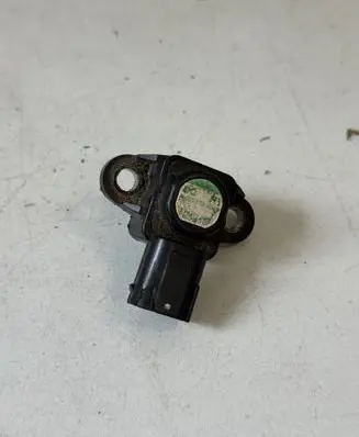 Mercedes-Benz Vito Viano W639 Air pressure sensor A0051535028
