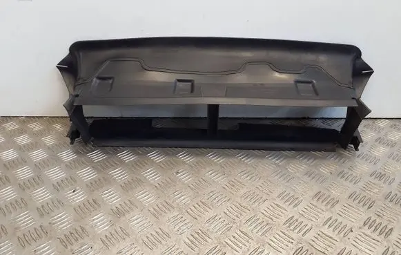 Ford Focus Intercooler air guide/duct channel BM518312AC D2L4A