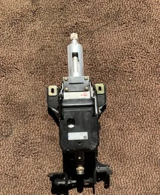 BMW X5 E53 Steering wheel axle 10942659