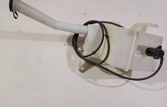 Ford Mustang V Windshield washer fluid reservoir/tank MUST356