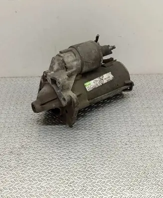 Renault Megane III Starter motor 8200836473 TS12E9 15L93214AZB