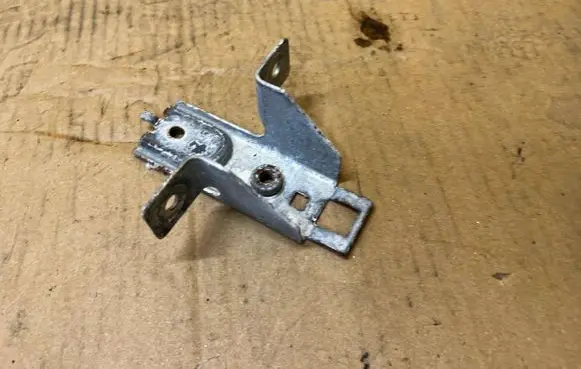 Mercedes-Benz GLS X166 Bracket in trunk/boot A1666805814