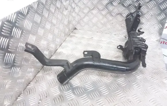 Toyota Avensis T250 Intercooler hose/pipe 1736127070