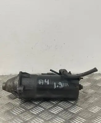 Audi A4 S4 B5 8D Starter motor 100582147B