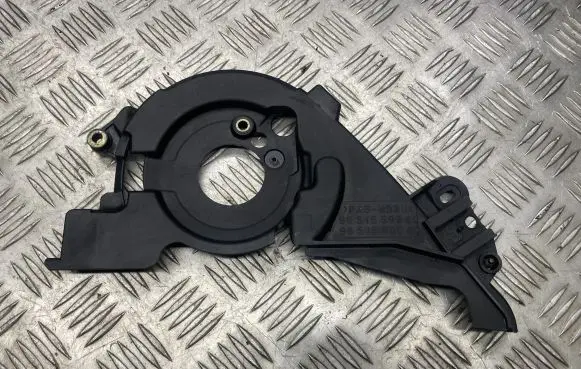 Ford Focus Timing belt guard (cover) 9651559980 9651560080