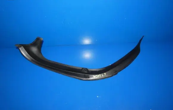 Mercedes-Benz C W205 Rear/tail light trim molding A2056900941